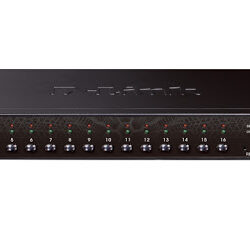 D-Link KVM-450 PS2/USB 8/16 Port Combo KVM Switch